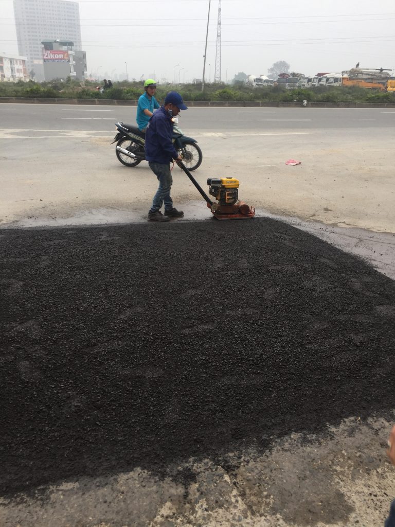 Thi công vật liệu carboncor asphalt - Bê Tông Nhựa Eroco - Công Ty Cổ Phần Eroco